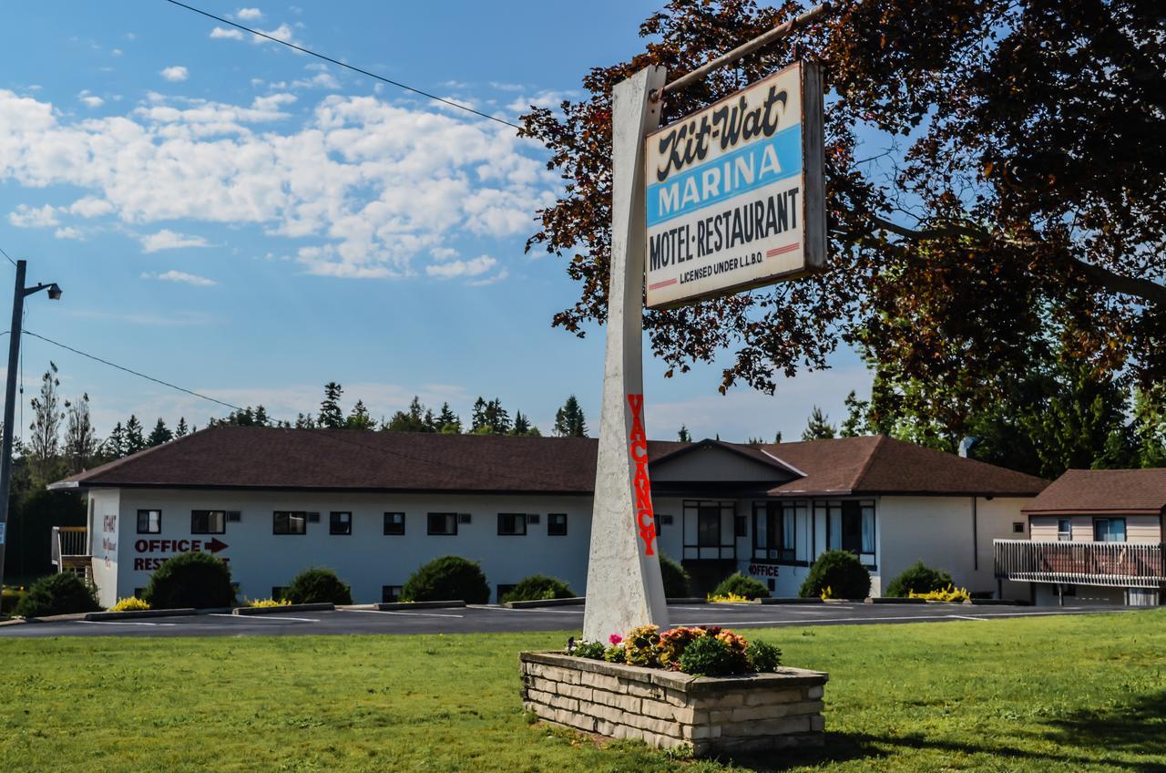Kit Wat Motel & Marina Sauble Beach Luaran gambar